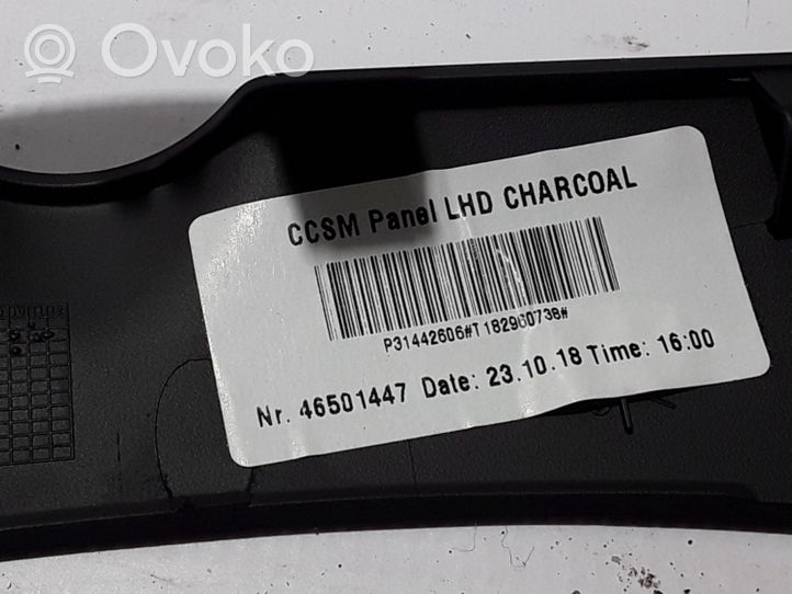 Volvo XC40 Ramka deski rozdzielczej 31442606