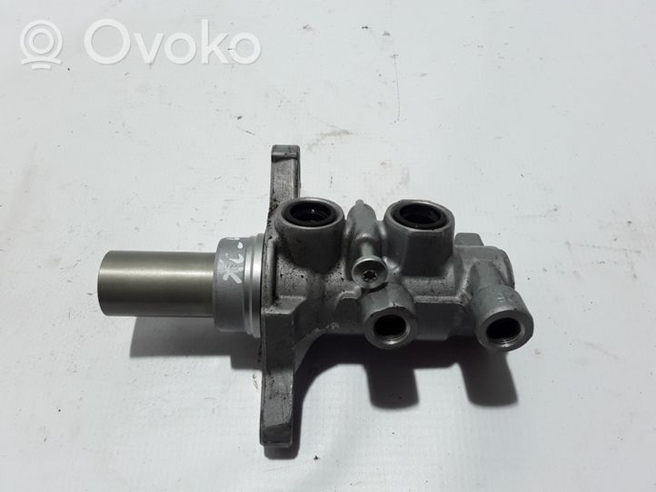 Volvo XC40 Master brake cylinder 32214539