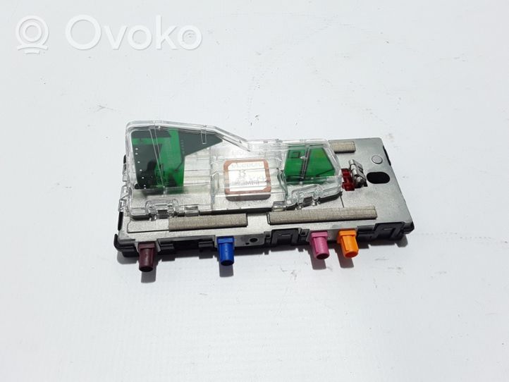 Volvo XC40 Antena (GPS antena) 31438104