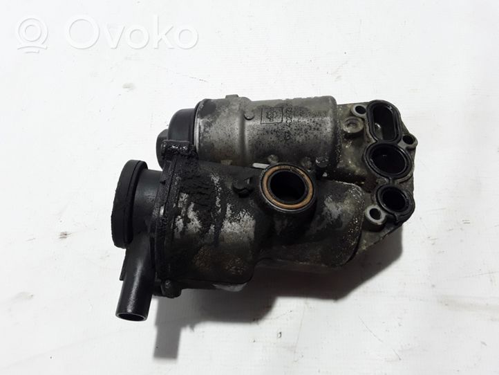 Volvo S60 Oil filter mounting bracket 8642839