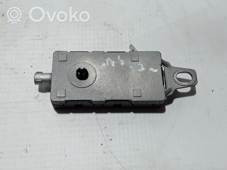 Renault Laguna III Antennenverstärker Signalverstärker 282300005R