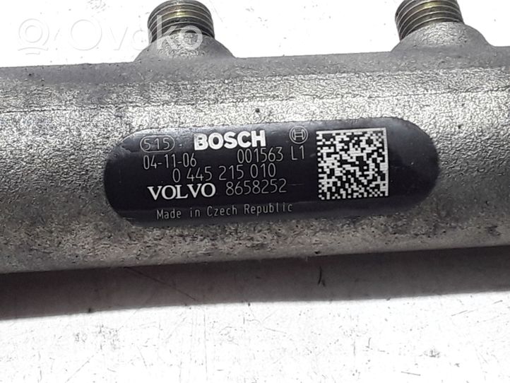 Volvo XC70 Tuyau de conduite principale de carburant 8658252