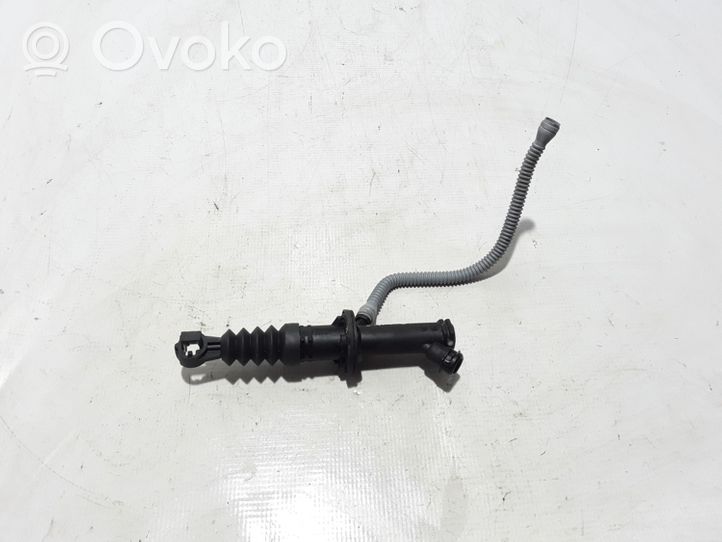 Renault Captur Główny cylinder sprzęgła 306105773R