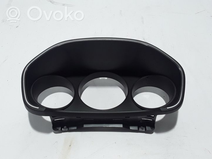 Renault Megane IV Instrumentu paneļa dekoratīvā apdare 682646951R