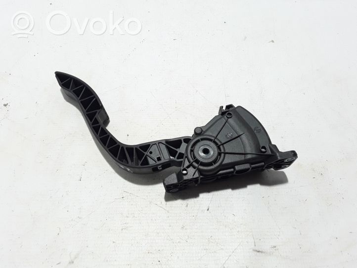 Renault Twingo II Accelerator throttle pedal 8200426238