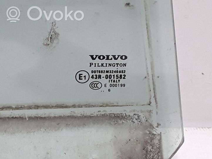 Volvo XC90 aizmugurējo durvju stikls 30674346