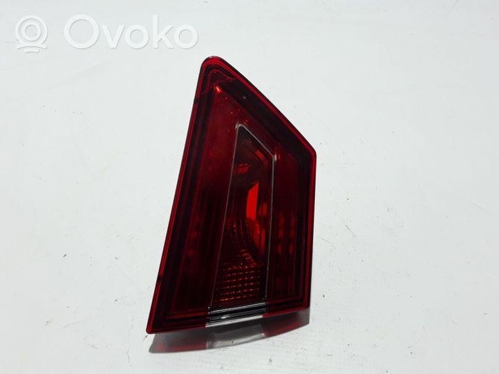 Renault Clio IV Lampy tylnej klapy bagażnika 265552424R