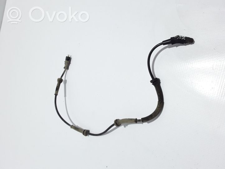 Opel Vivaro ABS brake wheel speed sensor 93194900