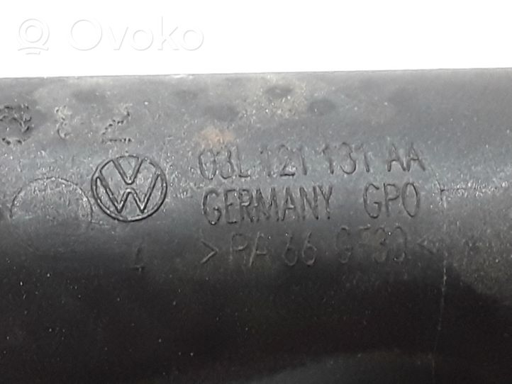 Volkswagen Caddy Jarrun tyhjiöletku 03L121131