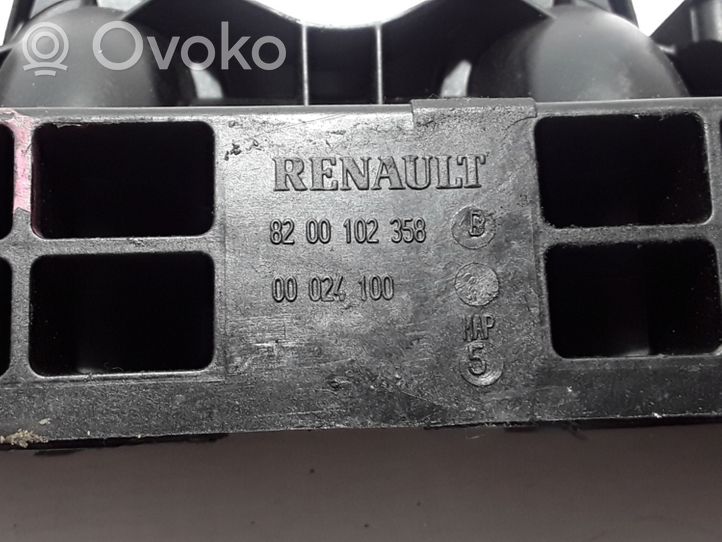 Renault Master II Kolektor ssący 8200102358