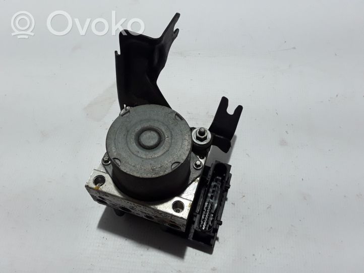 Renault Clio III Pompe ABS 8200334969