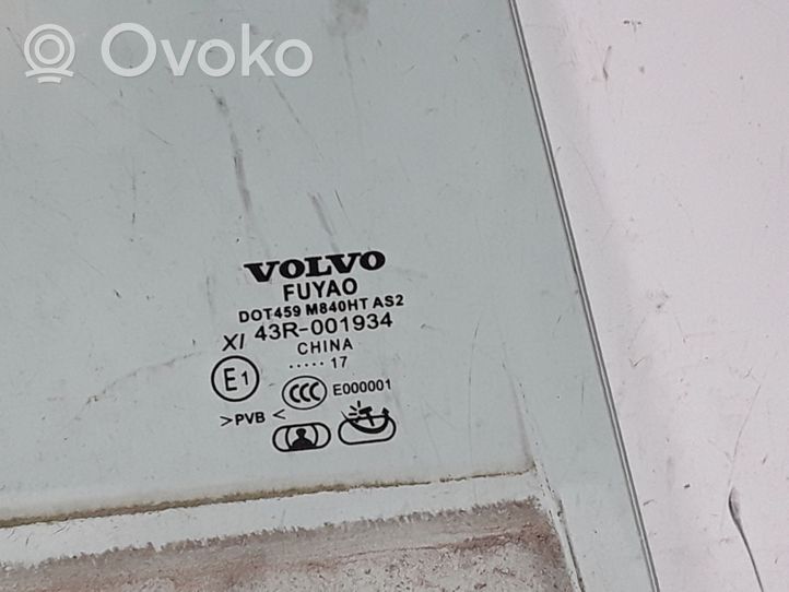 Volvo S90, V90 Takaoven ikkunalasi 31365843