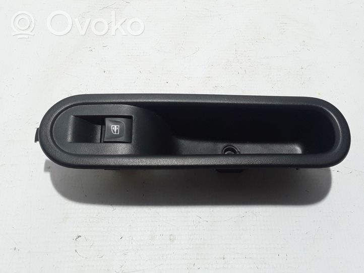 Renault Twingo III Przyciski szyb 809603714R