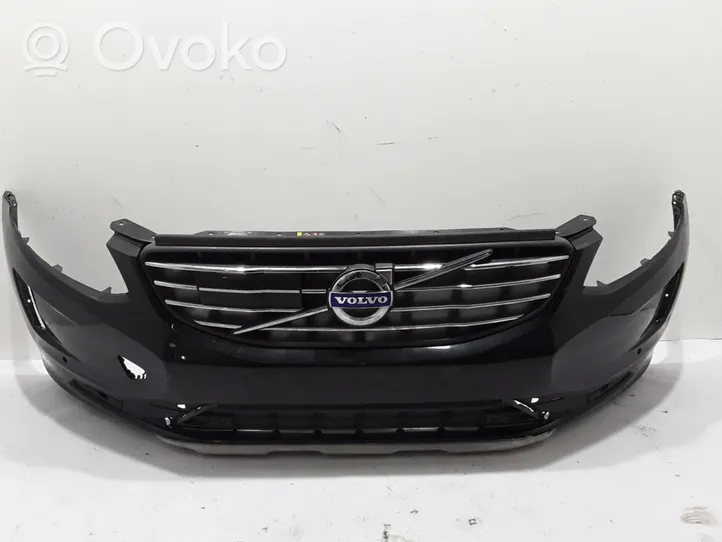 Volvo XC60 Zderzak przedni 31323765