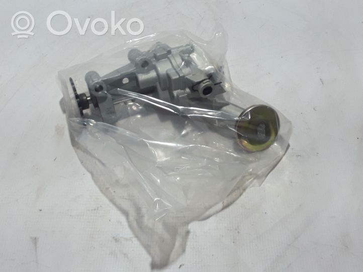 Renault Trafic II (X83) Oil pump 8200783526