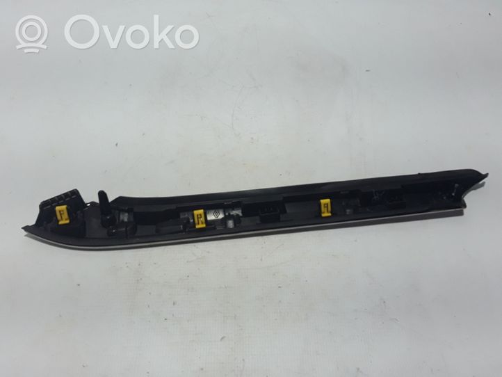 Renault Espace V (RFC) Rivestimento parafango (modanatura) 638744661R