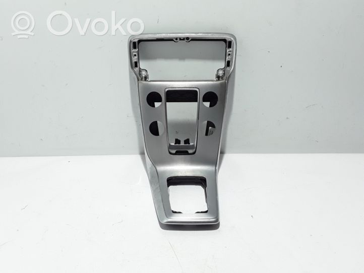 Volvo V40 Moldura del panel (Usadas) 8632794