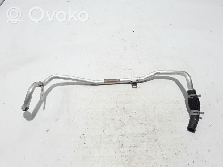 Chrysler Pacifica Tubo flessibile del liquido di raffreddamento del motore 68217332AA