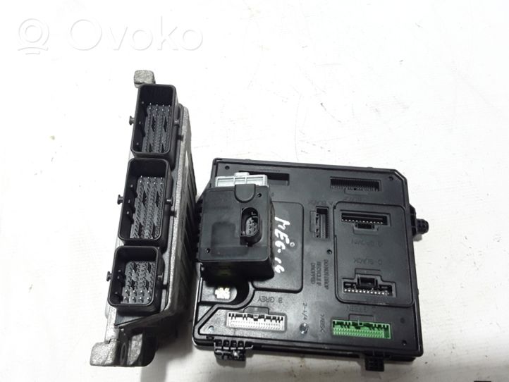 Renault Megane III Engine ECU kit and lock set 