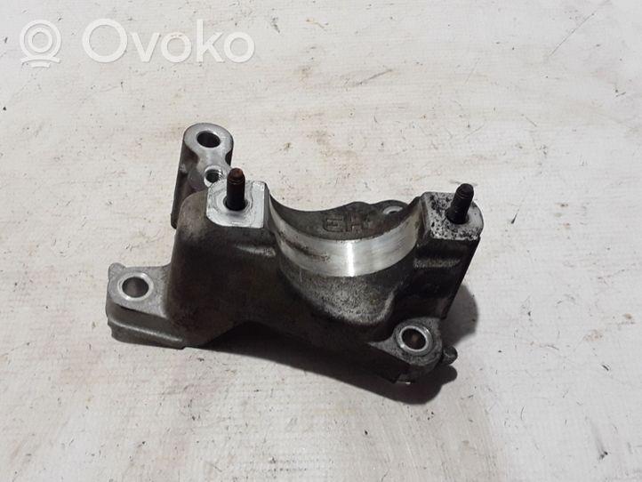 Mazda CX-5 II Staffa del cuscinetto di supporto dell’albero di trasmissione 994720822A