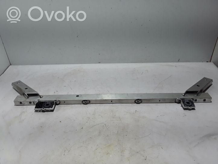 Volvo S90, V90 Ajovalon kannake 31690552