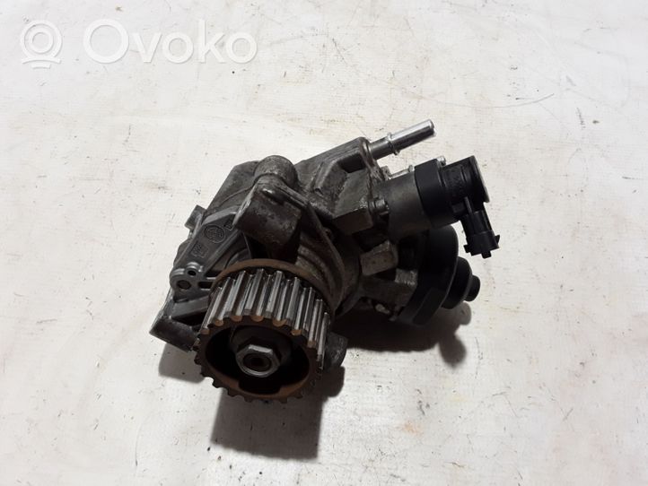 Dacia Dokker Fuel injection high pressure pump 8201434847