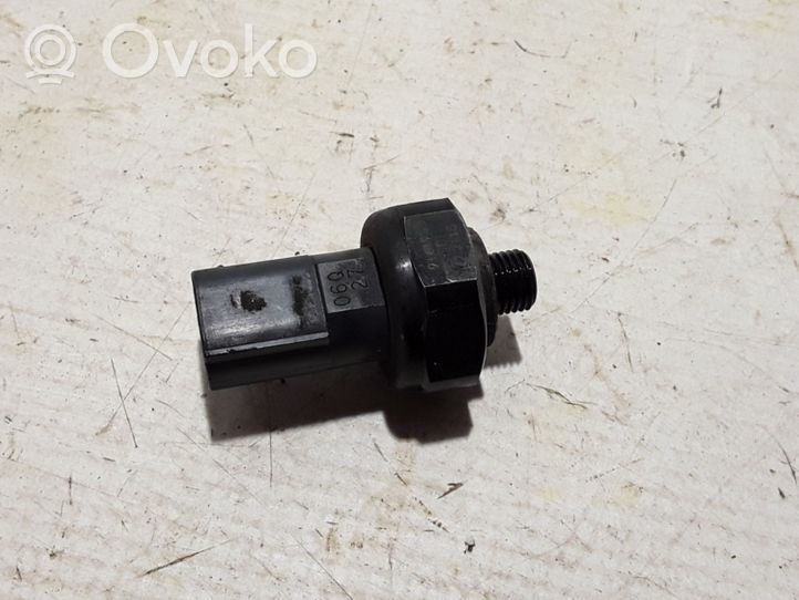 BMW 5 F10 F11 Air conditioning (A/C) pressure sensor 9141958