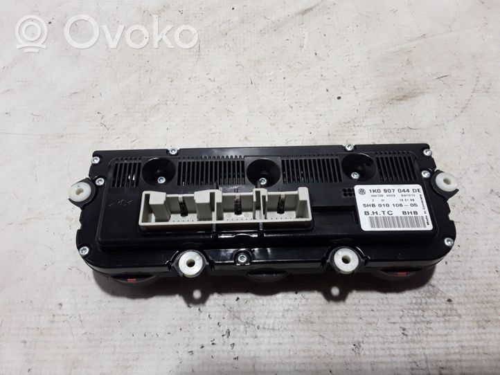 Volkswagen Tiguan Ilmastoinnin ohjainlaite/moduuli 1K0907044