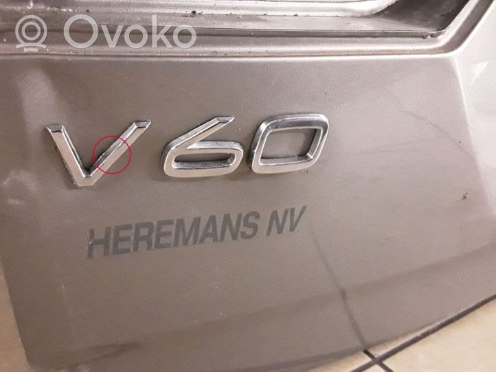 Volvo V60 Takaluukun/tavaratilan kansi 31455954