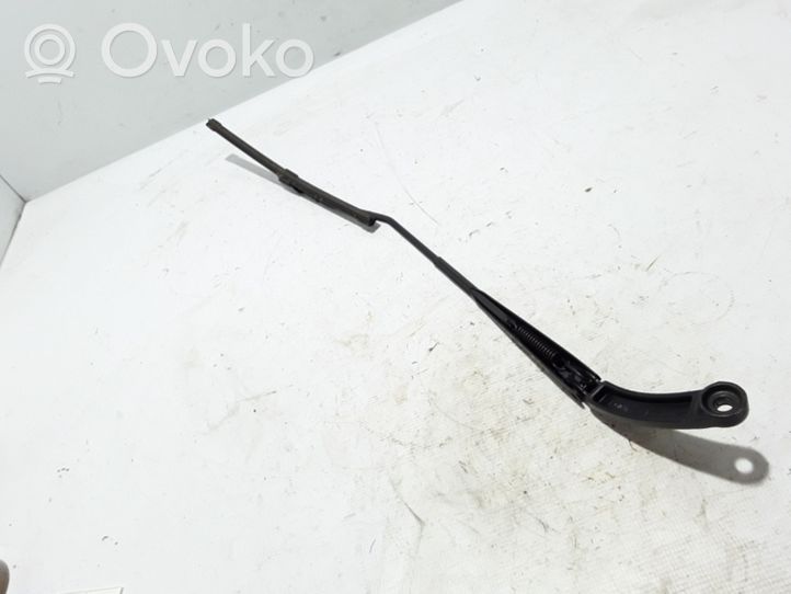 Dacia Dokker Front wiper blade arm 288861710R