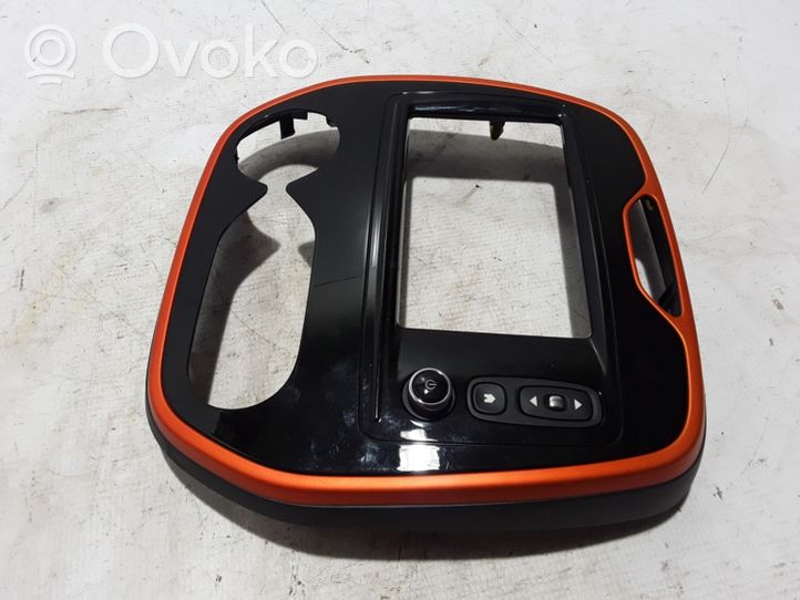 Renault Captur Verkleidung Kombiinstrument Cockpit 682701605R