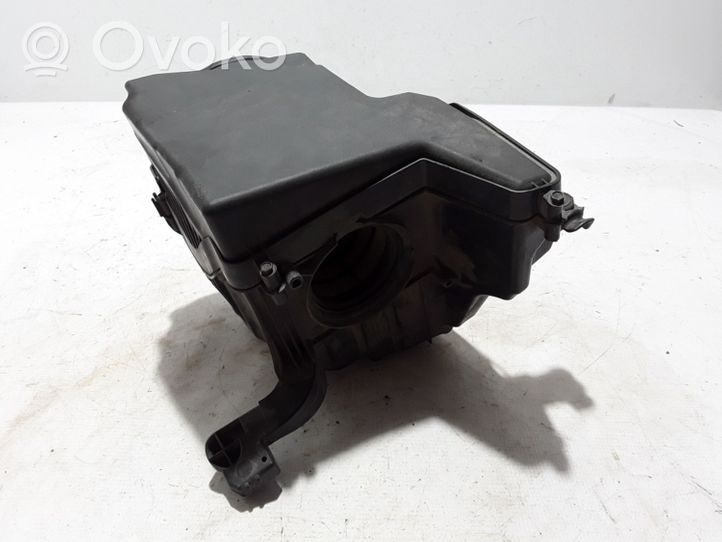 Volvo V50 Air filter box 31261507