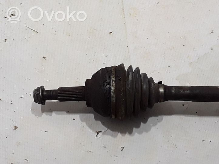 Opel Vivaro Front driveshaft 8200776535