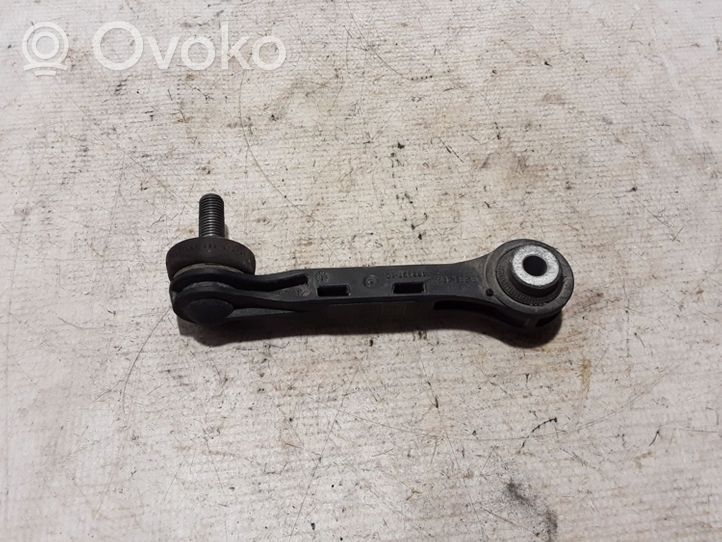 BMW 5 G30 G31 Stabilisateur arrière lien, barre anti-roulis 6861482