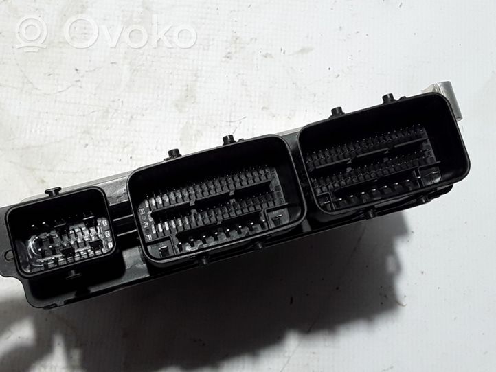 Renault Clio V Calculateur moteur ECU 237100833S