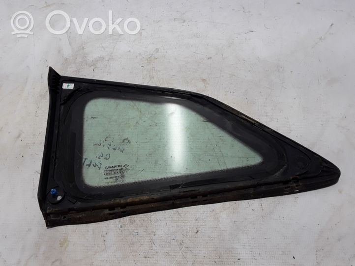 Renault Megane IV Fenêtre latérale avant / vitre triangulaire 833064816R