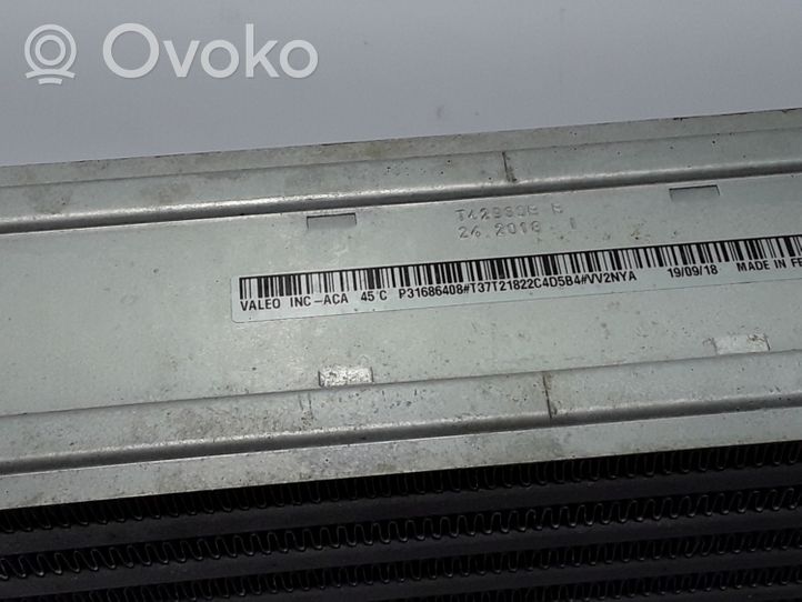 Volvo XC40 Radiatore intercooler 31686408