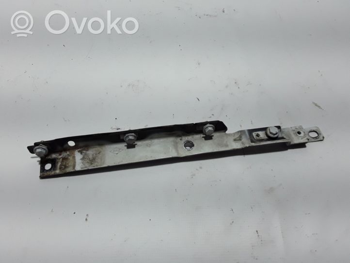 Renault Talisman Fender mounting bracket 631434002R