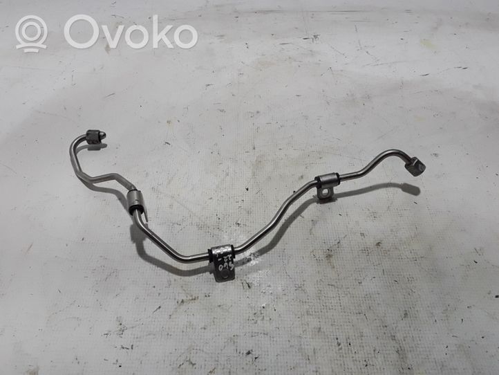 Volvo S60 Fuel injector supply line/pipe 32361630
