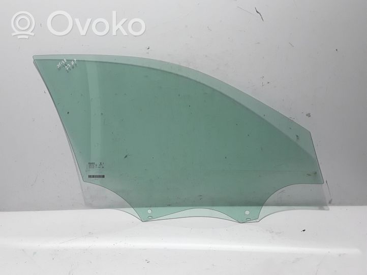Volvo XC40 Vetro del finestrino della portiera anteriore - quattro porte 32244797