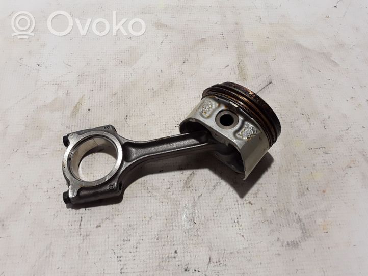 Renault Megane III Piston avec bielle 7701476929