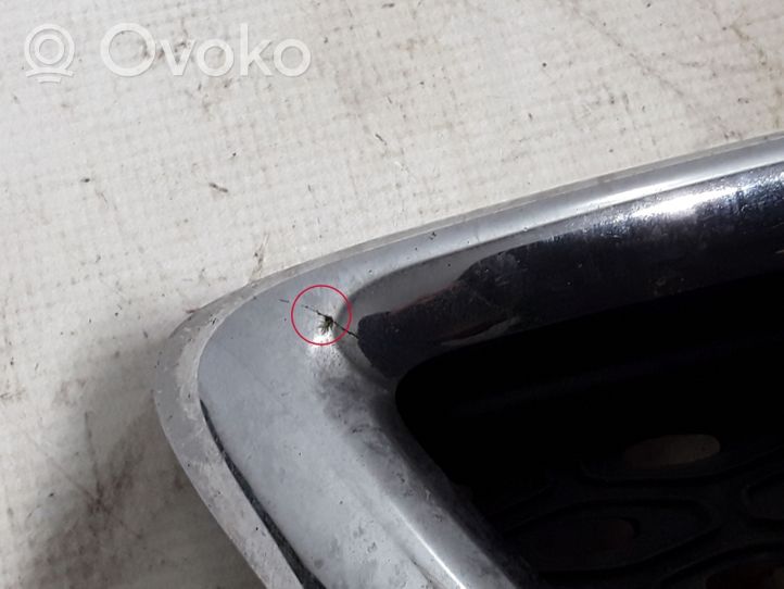 Renault Captur Kratka dolna zderzaka przedniego 620752406R