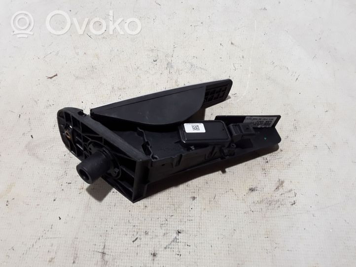 Volvo XC60 Accelerator throttle pedal 32269125