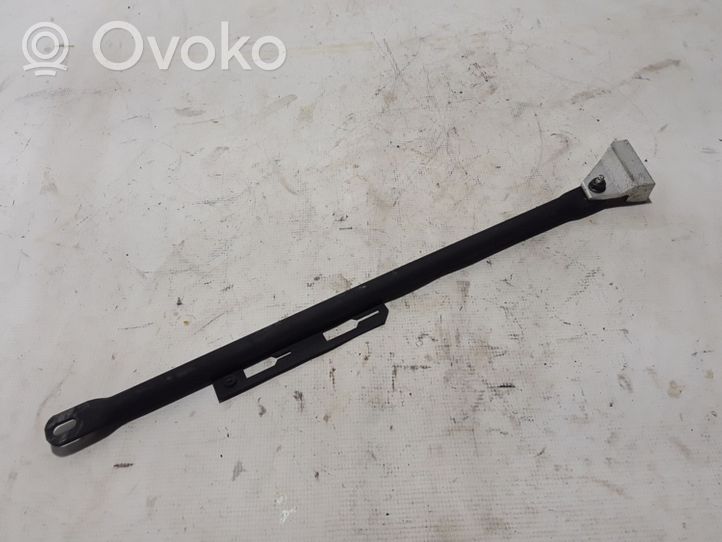 Volvo S60 Kita variklio skyriaus detalė 32244779