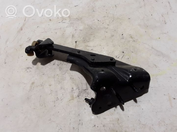 Renault Kangoo III Sliding door lower roller guide/hinge 745961570R