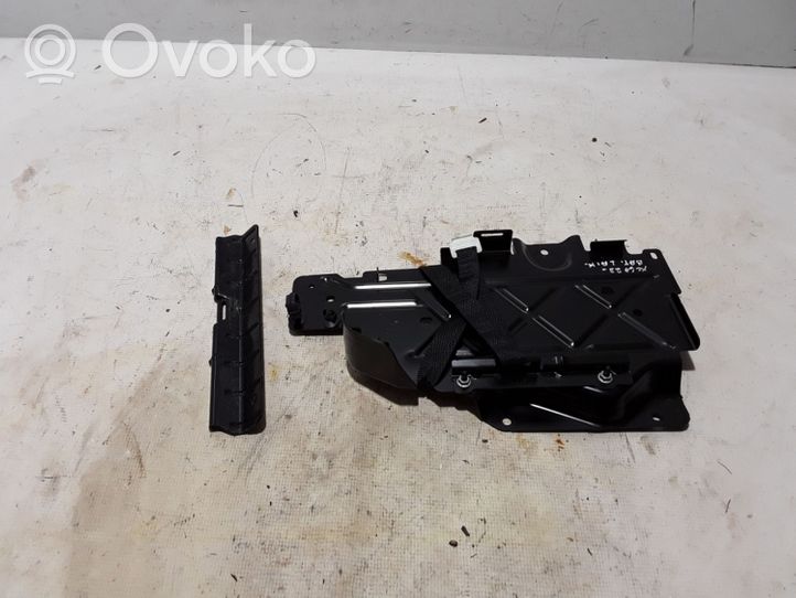 Volvo XC60 Support batterie 32314131