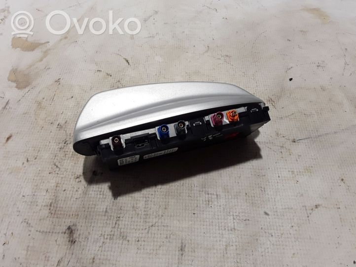 Volvo S90, V90 GPS-pystyantenni 31438105