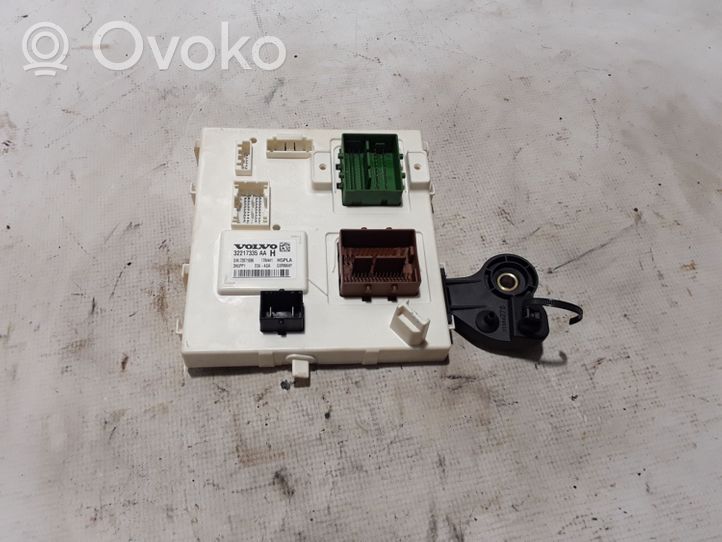 Volvo S90, V90 Sulakemoduuli 32217335