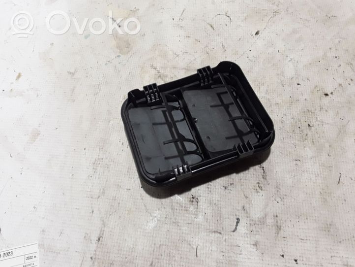 Renault Kangoo III Grill / Wlot powietrza błotnika przedniego 8200728288