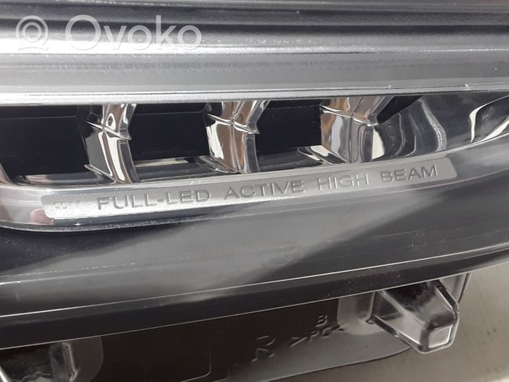 Volvo S90, V90 Передняя фара 32228311